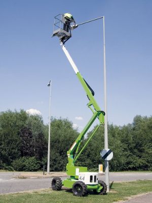 Articulating Boom Lifts